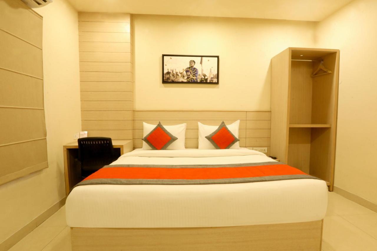 Perfect Plus Just 5 Mins Walk To Golden Temple Amritsar Bagian luar foto