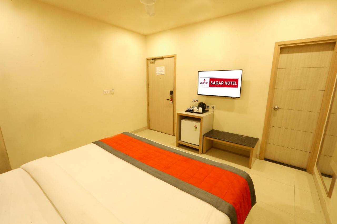 Perfect Plus Just 5 Mins Walk To Golden Temple Amritsar Bagian luar foto