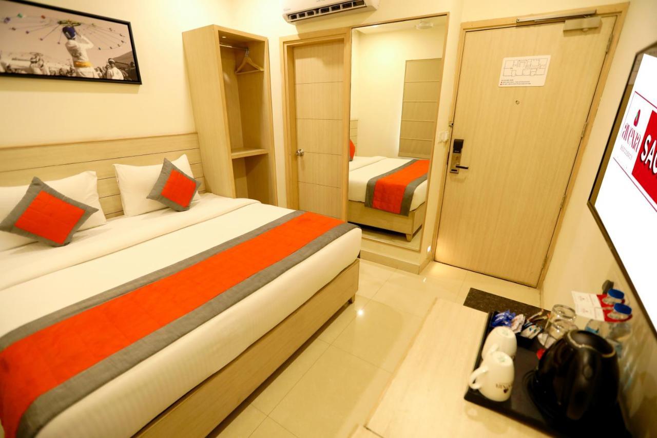 Perfect Plus Just 5 Mins Walk To Golden Temple Amritsar Bagian luar foto