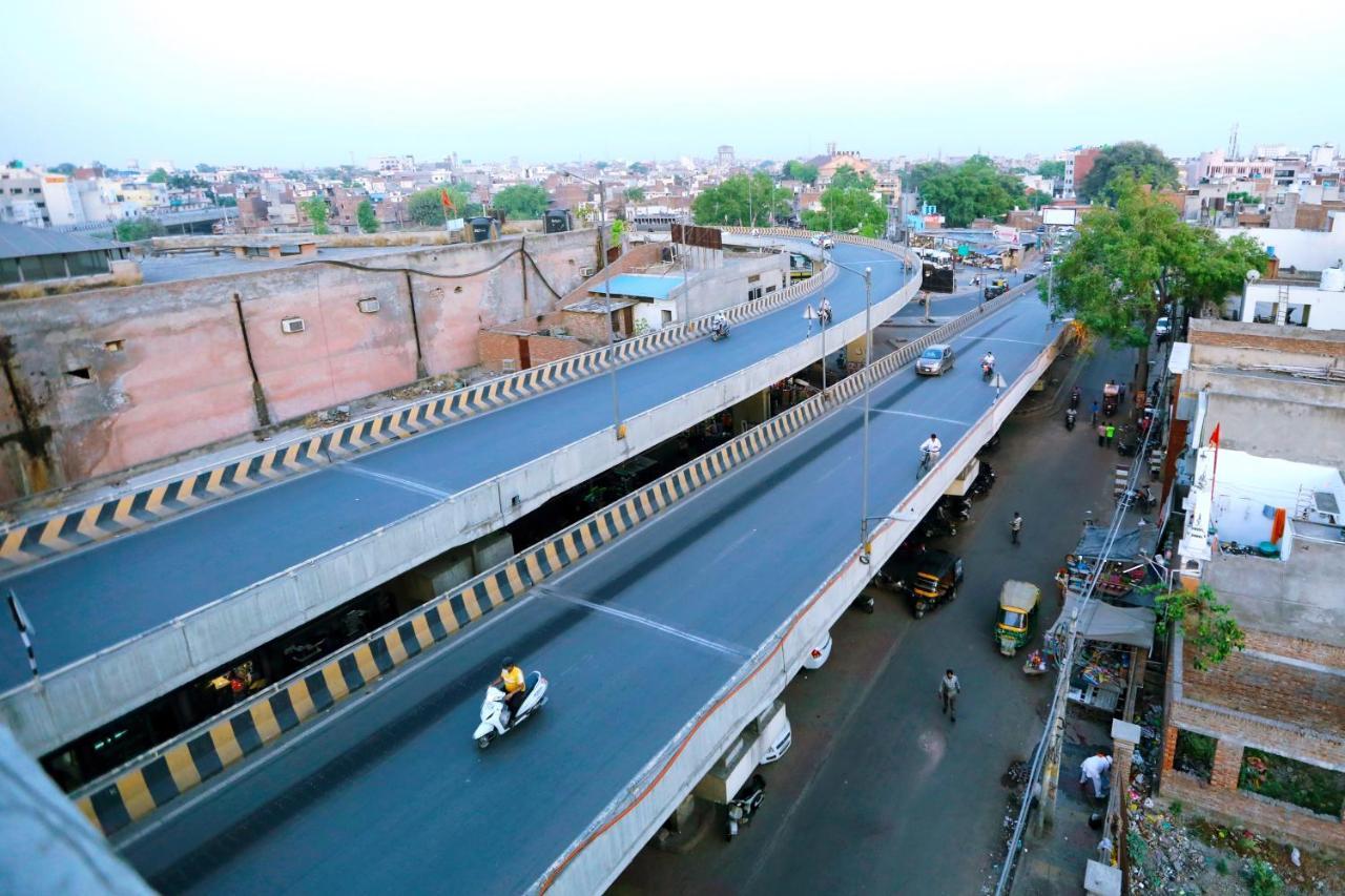 Perfect Plus Just 5 Mins Walk To Golden Temple Amritsar Bagian luar foto