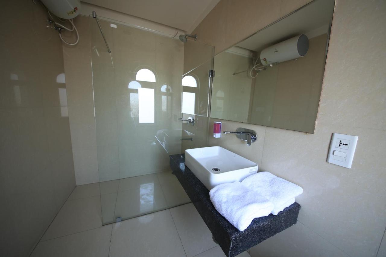 Perfect Plus Just 5 Mins Walk To Golden Temple Amritsar Bagian luar foto