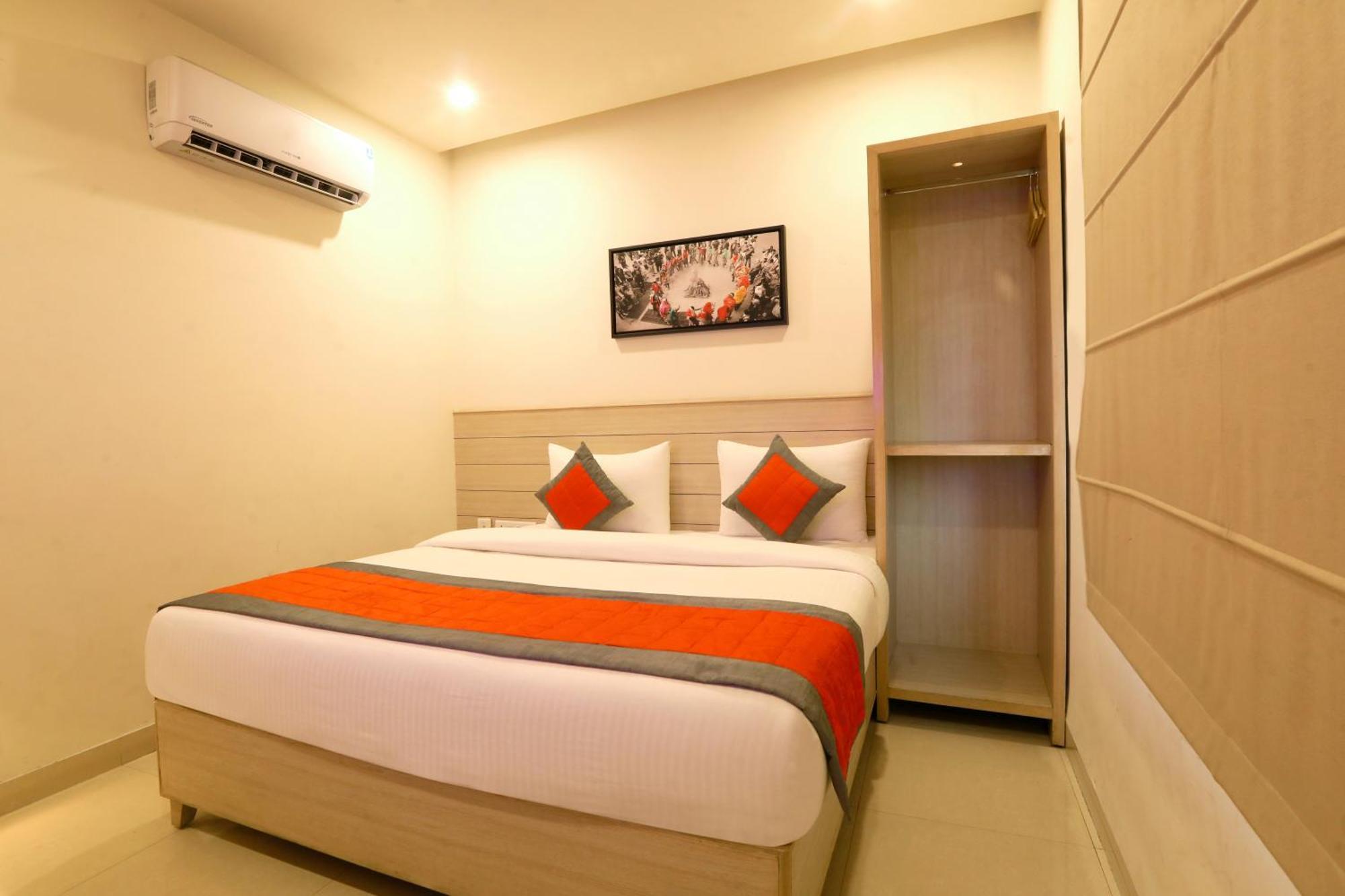 Perfect Plus Just 5 Mins Walk To Golden Temple Amritsar Bagian luar foto